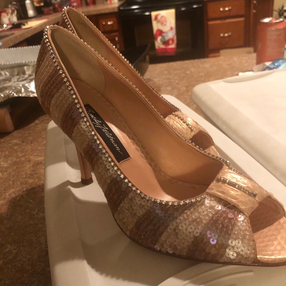 Beverly Feldman Peep toe shoes